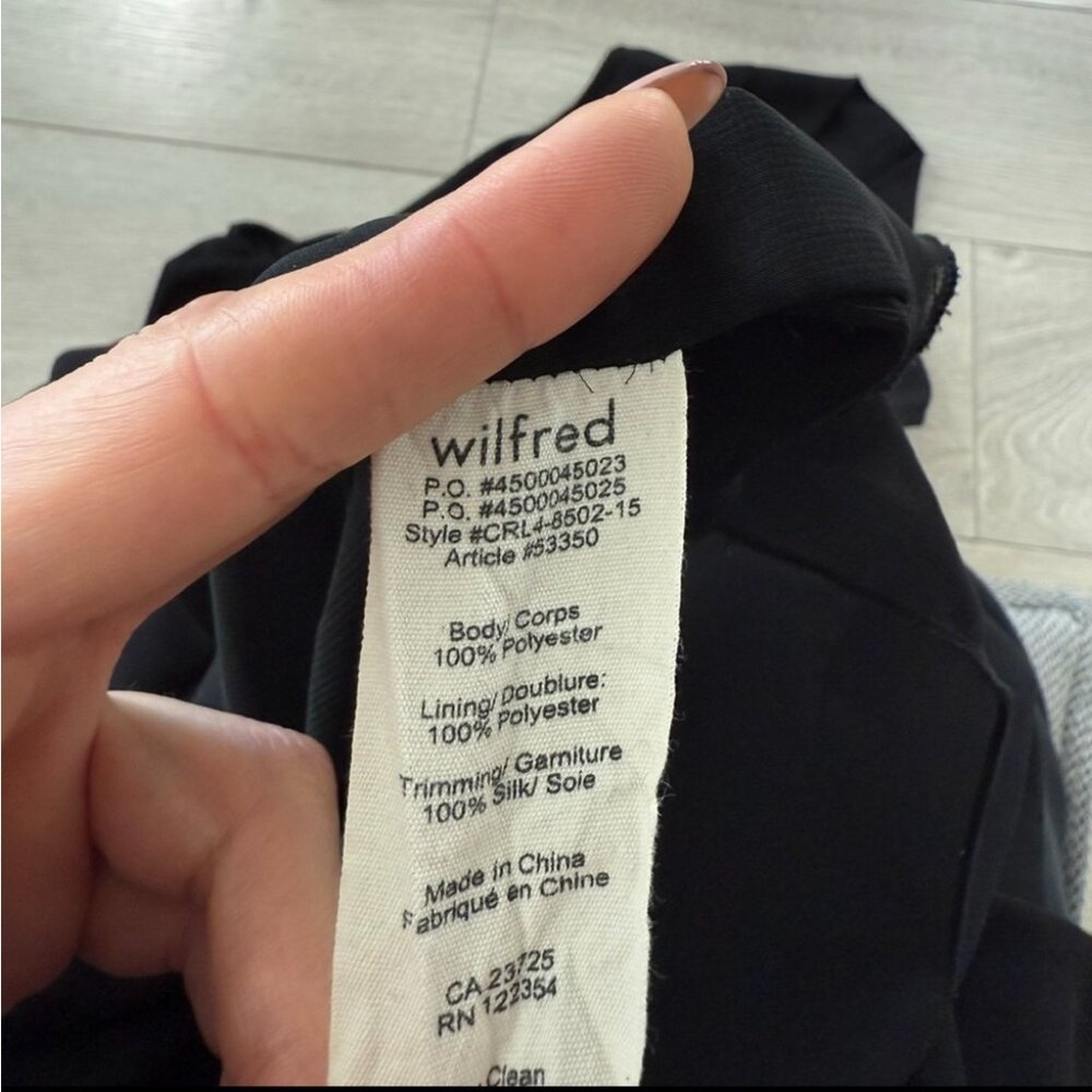 Aritzia Wilfred Black Mini Sleeveless V-neck Dress - Picture 6 of 11